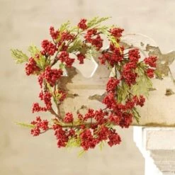 Berry & Cedar Candle Ring - 6.5in